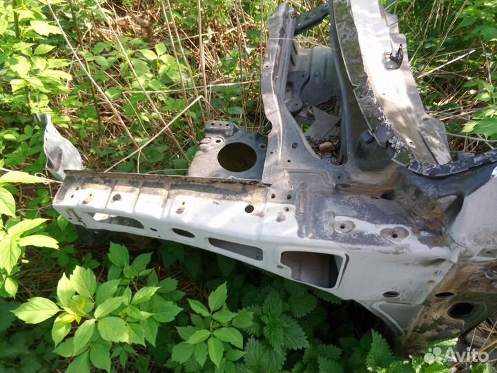 Передний левый лонжерон opel antara