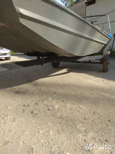 Катер плоскодонный