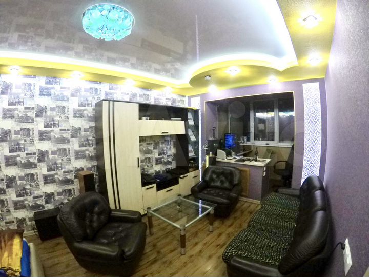 2-к. квартира, 54 м², 9/9 эт.