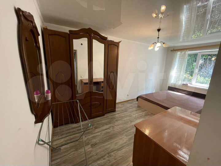 2-к. квартира, 60 м², 1/5 эт.