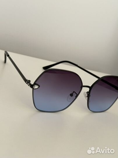 Солнцезащитные очки