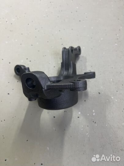 Поворотный кулак