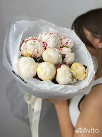 Пионы букет