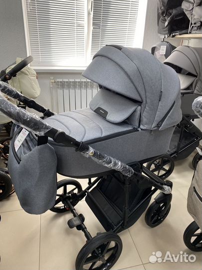 Коляска 2 в 1 adamex