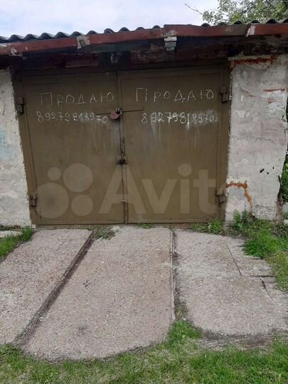 Гараж, > 30 м²