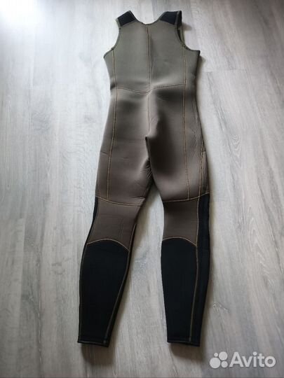 Гидрокостюм Декатлон для подводной охоты