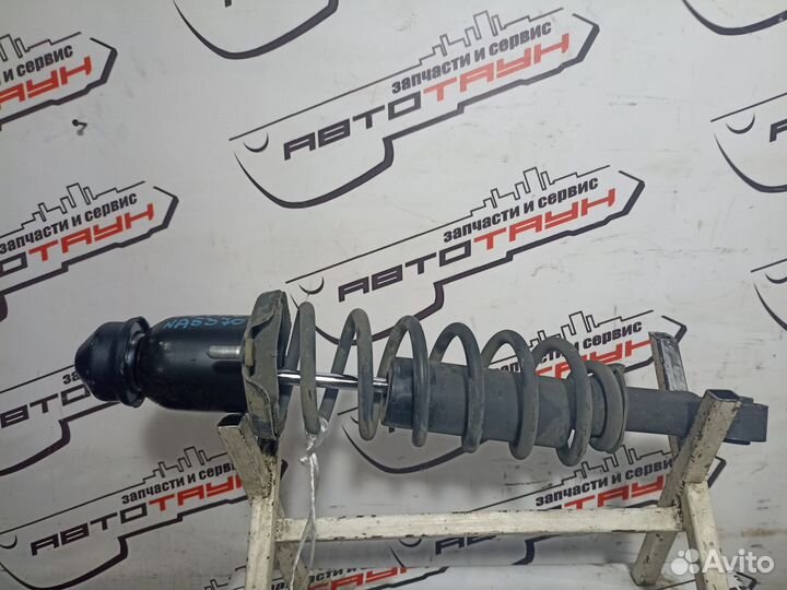 Стойка ходовки toyota. OPA premio prius sienta vis