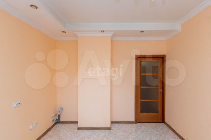 2-к. квартира, 53 м², 3/15 эт.