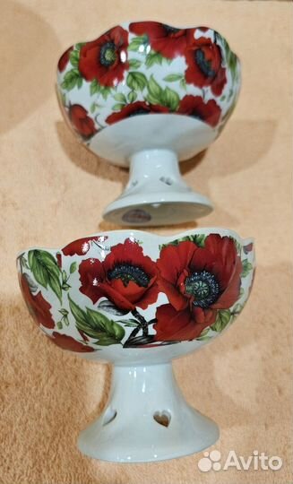 Посуда. Красные маки