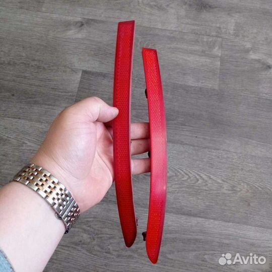 Катафоты в бампер задние Volkswagen Tiguan