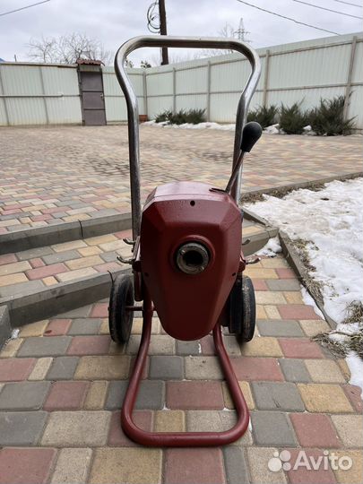 Машинка для прочистки канализации