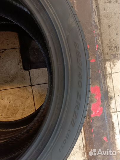 Pirelli P Zero PZ4 L.S. 285/40 R22 110ZR