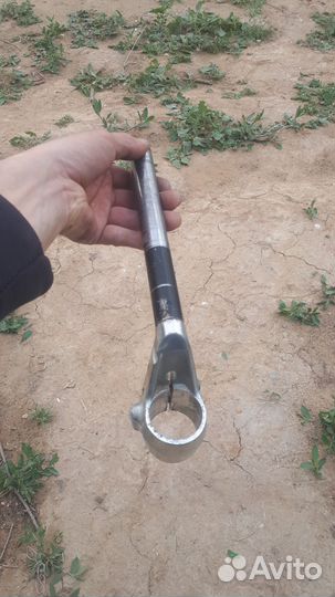 Клипон правый на honda bros, nt 400