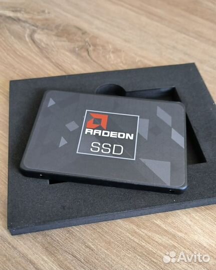 Ssd накопитель AMD Radeon R5