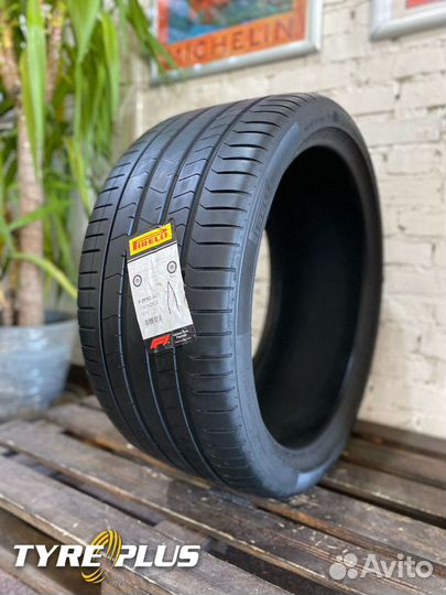 Pirelli P Zero PZ4 315/30 R22 107Y