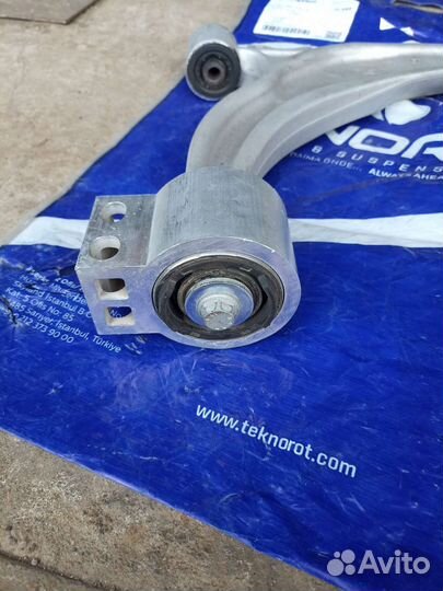 Передний правый рычаг chevrolet cruze