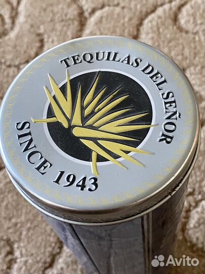 Жестяной тубос из под текилы Резерва Дель Сеньер