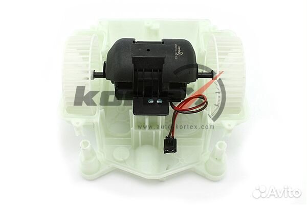 Мотор отопителя mersedec-benz W221 05