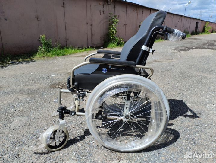 Инвалидная коляска новая Vermeiren V300