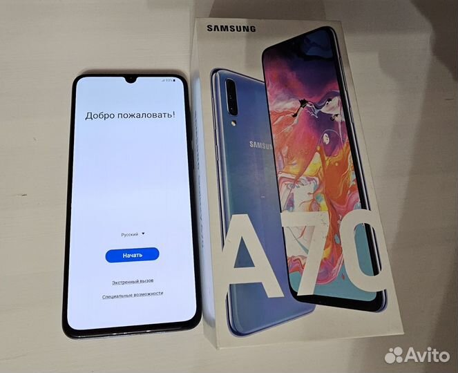 Телефон Samsung A70 рст