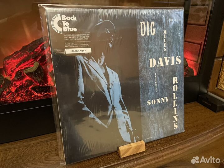 Miles Davis Featuring Sonny Rollins - Dig (LP)