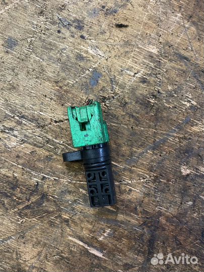 Датчик положения коленвала Nissan Murano