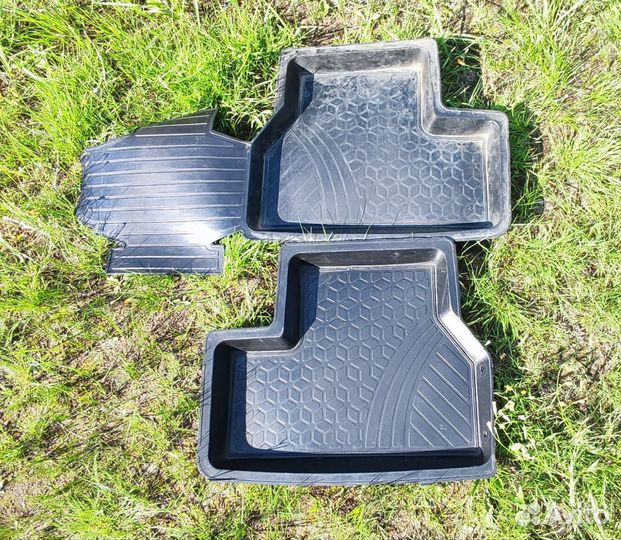 Автомобильные коврики резиновые лада Гранта