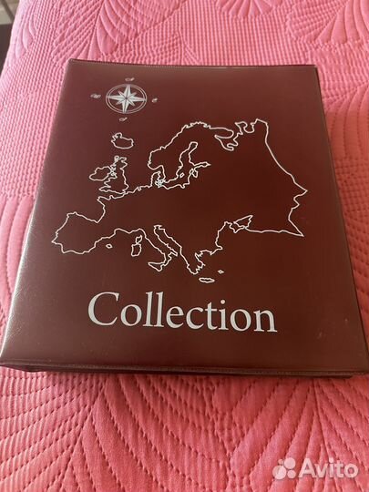 Коллекция бумажных купюр