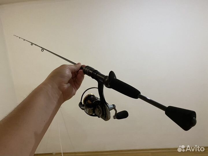 Спиннинг ультралайт с катушкой
