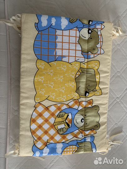 Бортики в кроватку новые