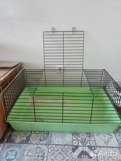 Клетка большая