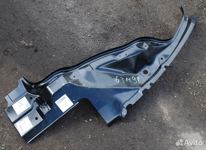 Панель заднего фонаря Citroen, Peugeot 4007