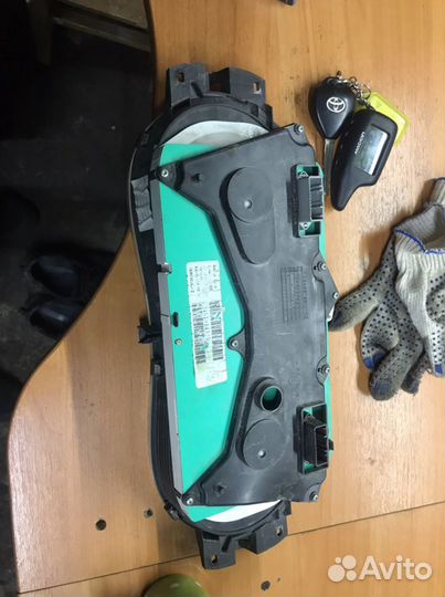 Панель приборов Renault Logan Sandero