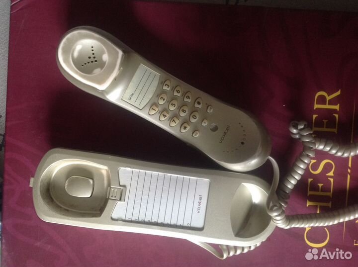 Продам телефон