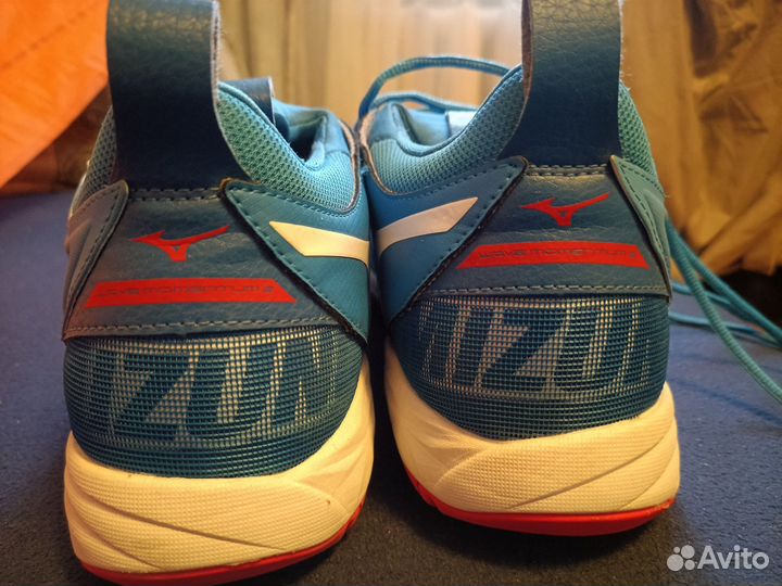 Mizuno wave momentum 2