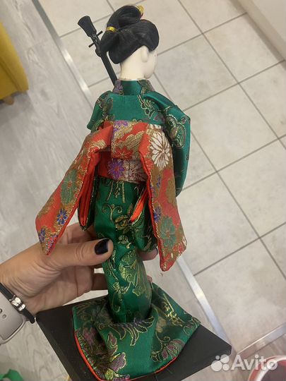 Кукла сувенирная в национальном костюме