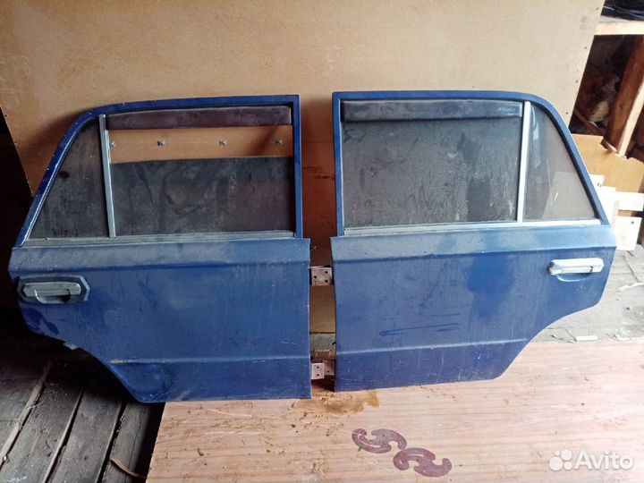 Продам кузовные запчасти на ваз 2101