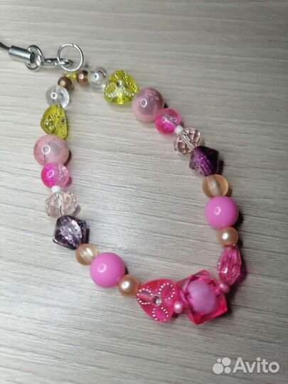 Брелок на телефон