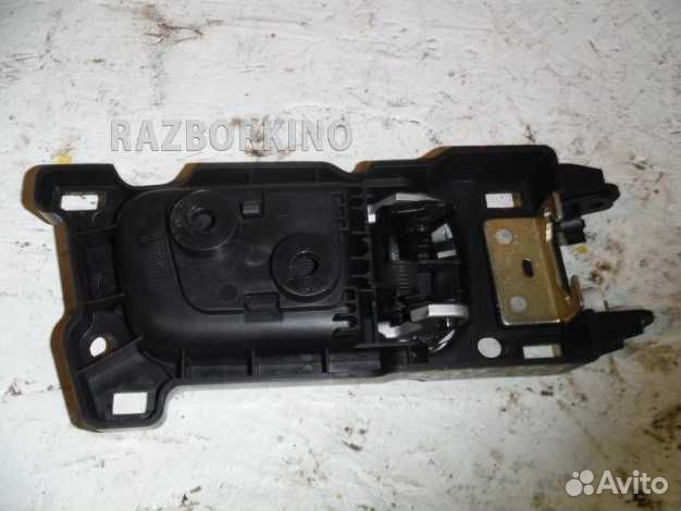 Ручка двери задней внутренняя левая