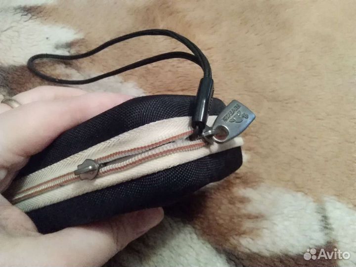 Цифровой фотоаппарат Samsung ES10