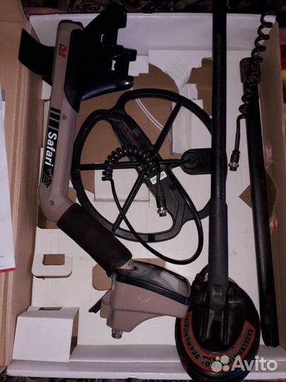 Металлоискатель minelab safari