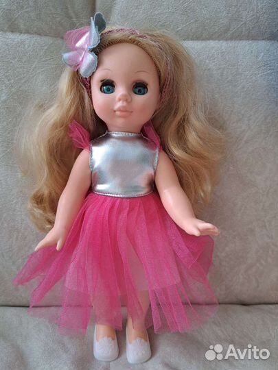 Красивая куколка Эля, новая с вязаной одеждой