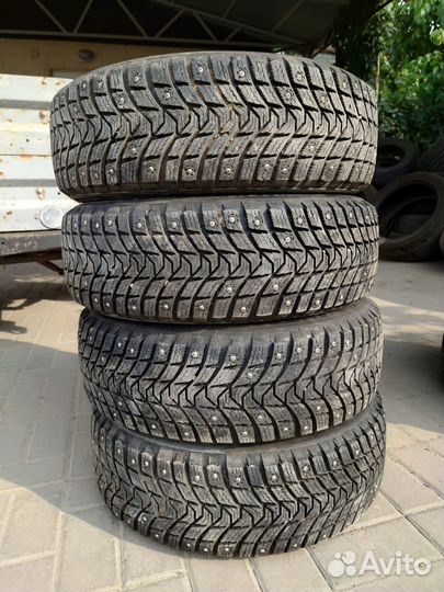 Michelin X-Ice North 3 185/65 R15 92T