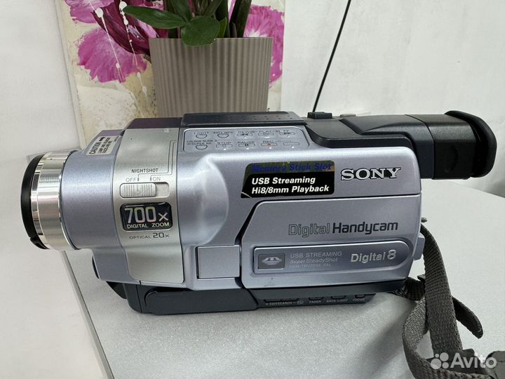 Видеокамера Sony DCR-TRV355E Digital8