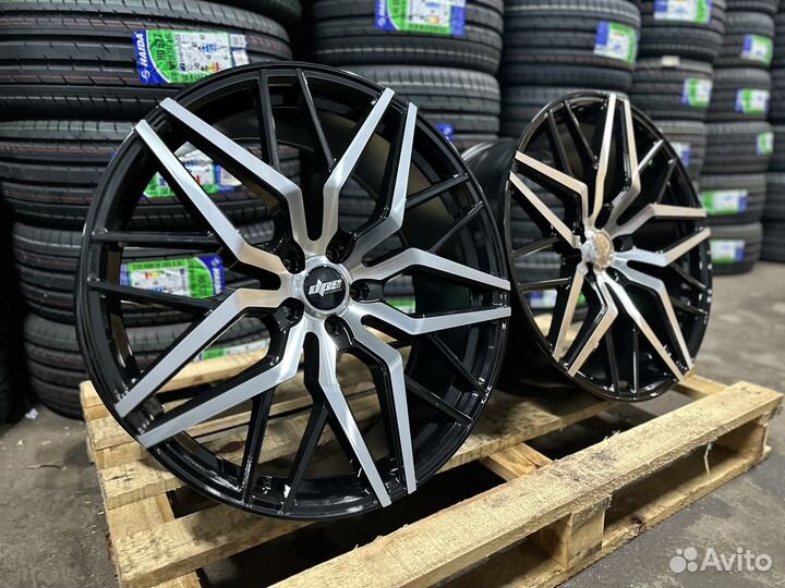 Диски VR107 R22 5-114,3 Infiniti FX35,QX60,QX70