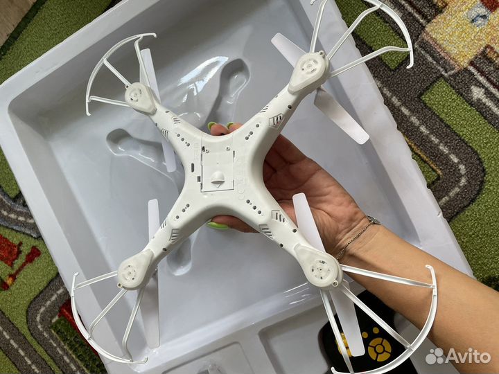 Квадрокоптер Discovery