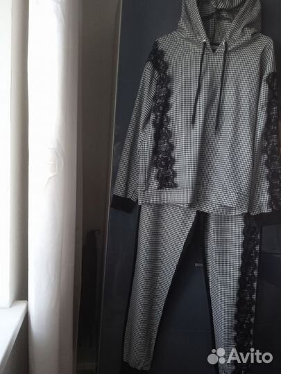 Спортивный костюм женский новый