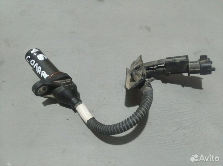 Датчик положения коленвала Hyundai Solaris седан
