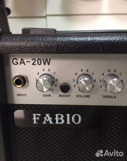 Комбоусилитель для электро гитар Fabio GA-20 Новый