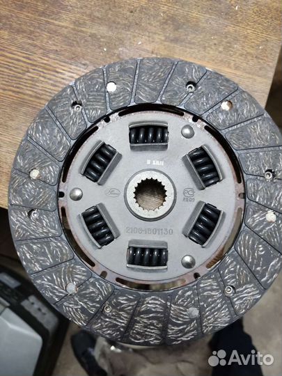 Диск сцепления на ваз ниву(06)